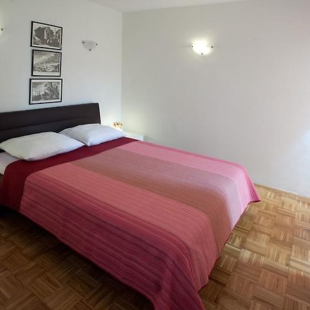 Ideal Location Split Apartments Zimmer foto